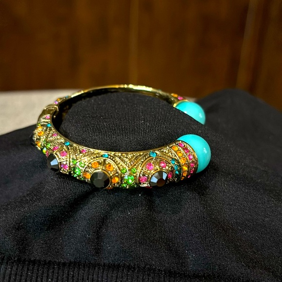 Heidi Daus turquoise cap multicolour crystal hinged bracelet set - Picture 3 of 7